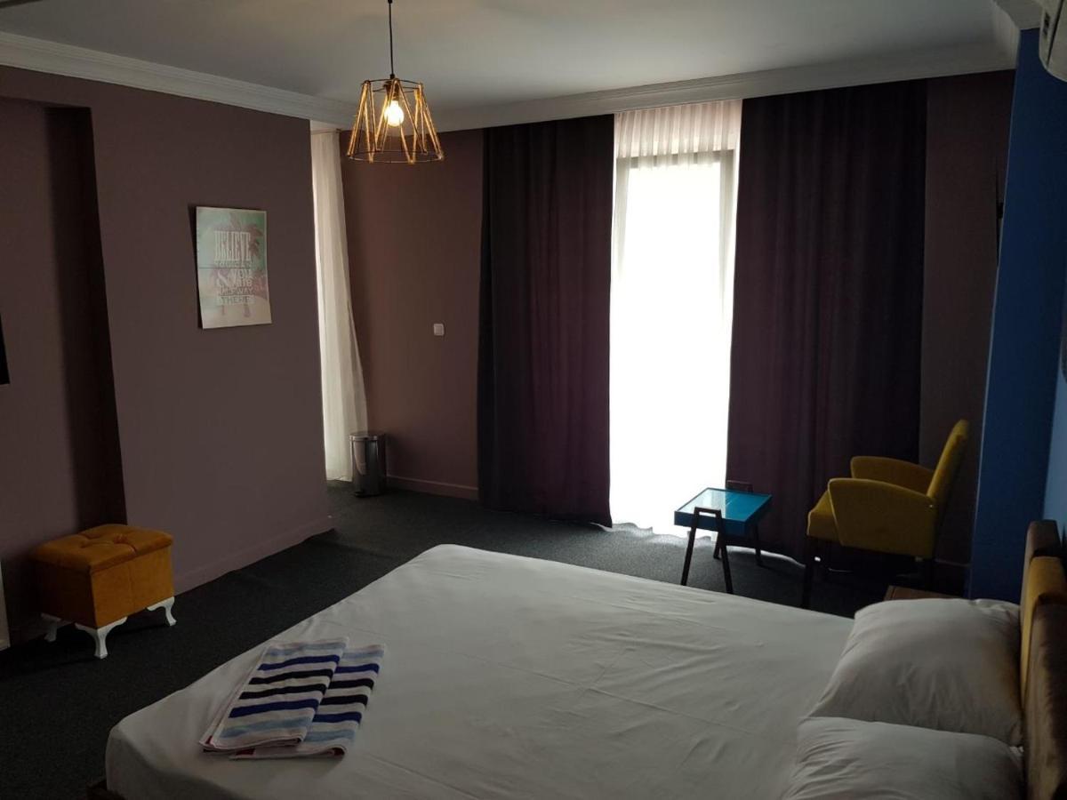 Retro Suites Istanbul Bagian luar foto