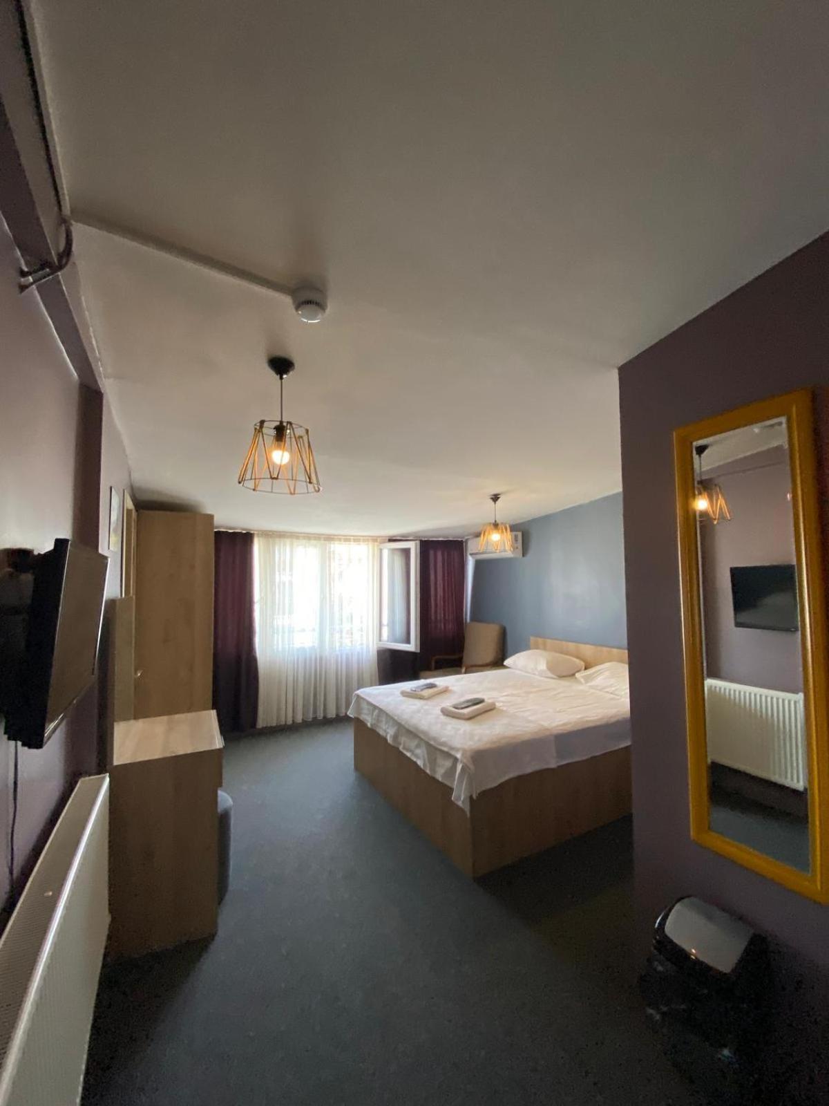 Retro Suites Istanbul Bagian luar foto